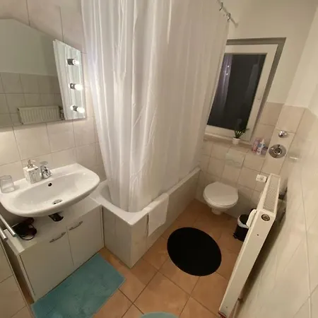 Gemutliches Apt In Mit Grossem Balkon Apartamento *